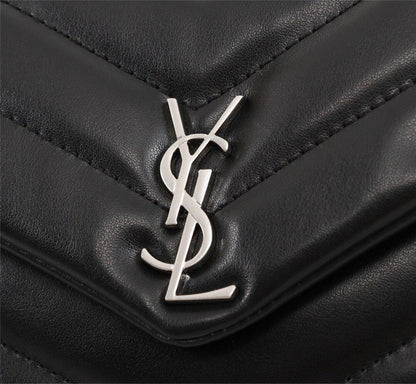 YSL BAG TOY LOULOU A TRACOLLA NERA IN PELLE MATELASSÉ A “Y”
